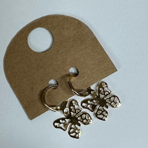 Jewelry - Gold color Butterfly Earrings 1